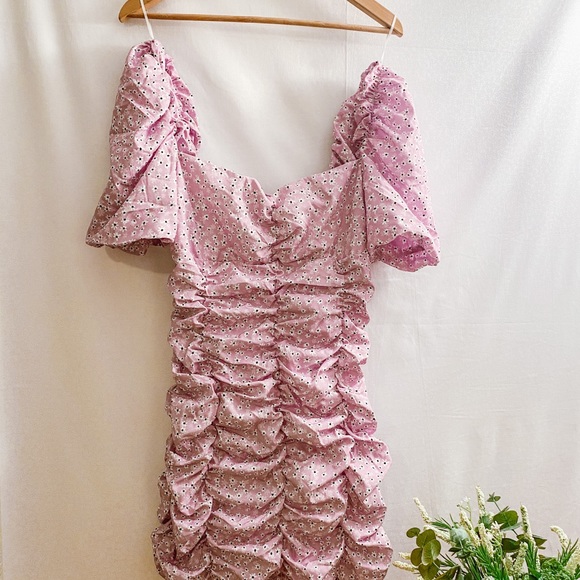 Dress - Picture 3 of 3